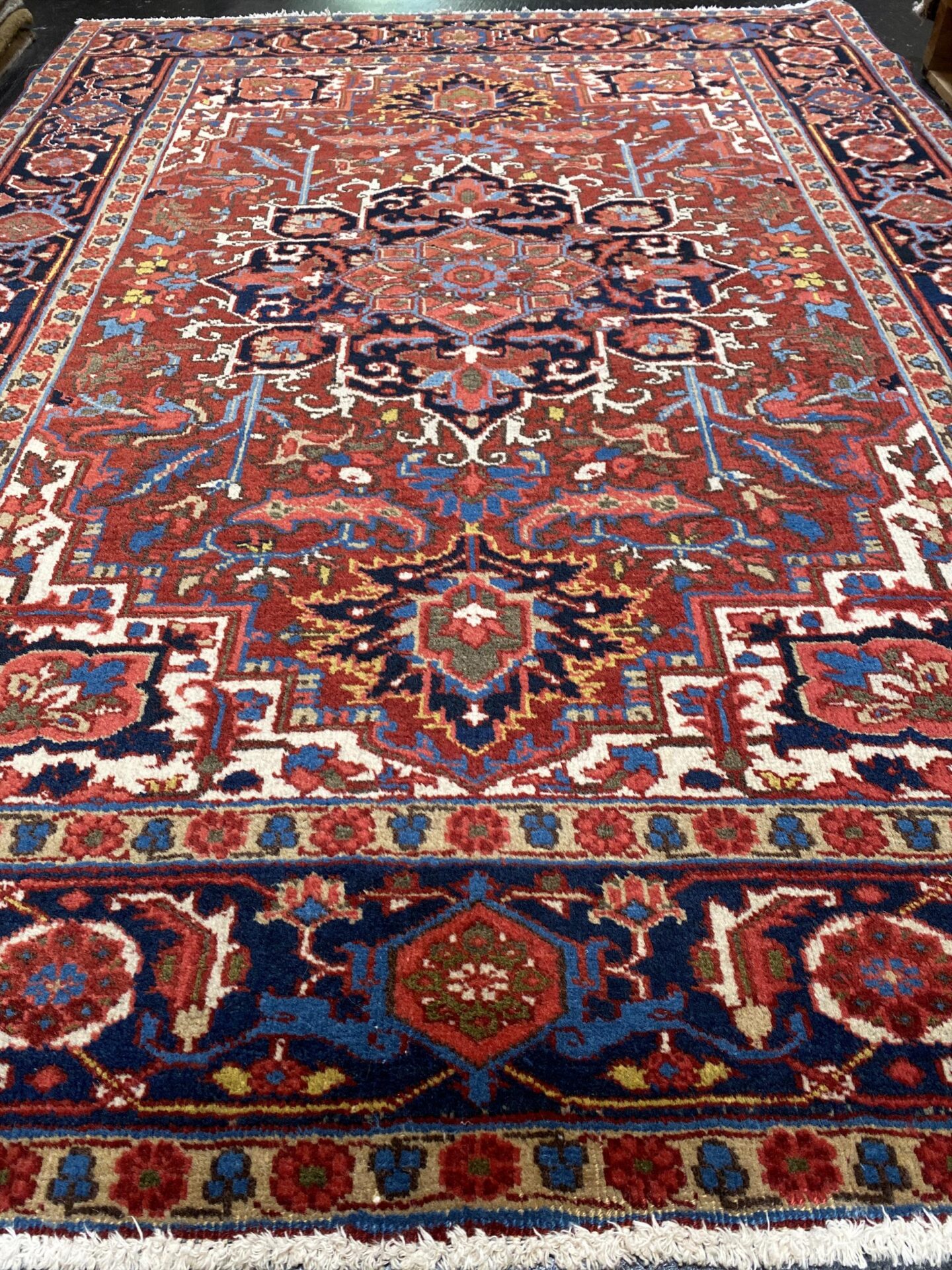 4' 06" x 6' 02" Wool Material - Vintage Rug