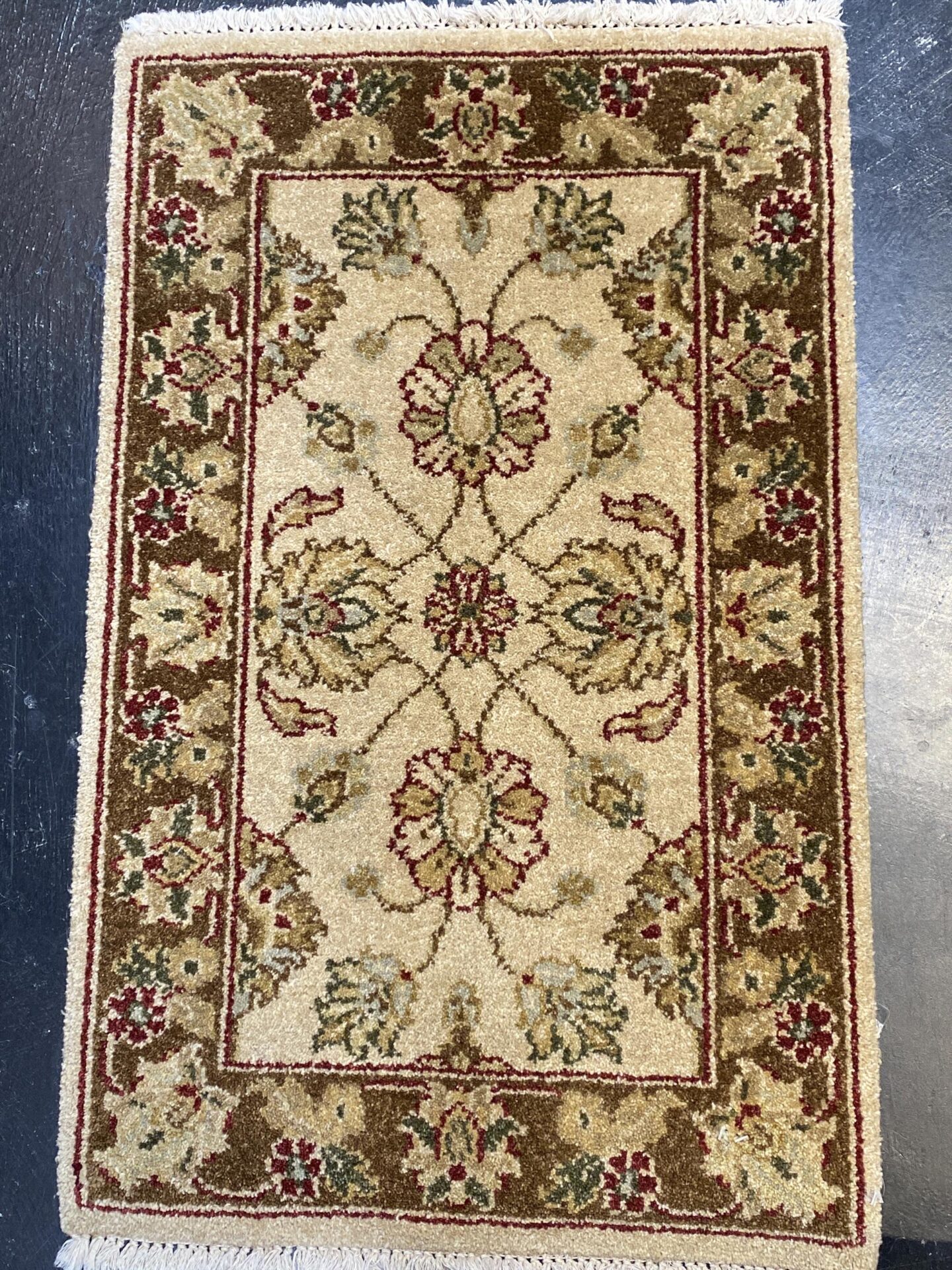 2' 00" x 3' 01" India- Wool