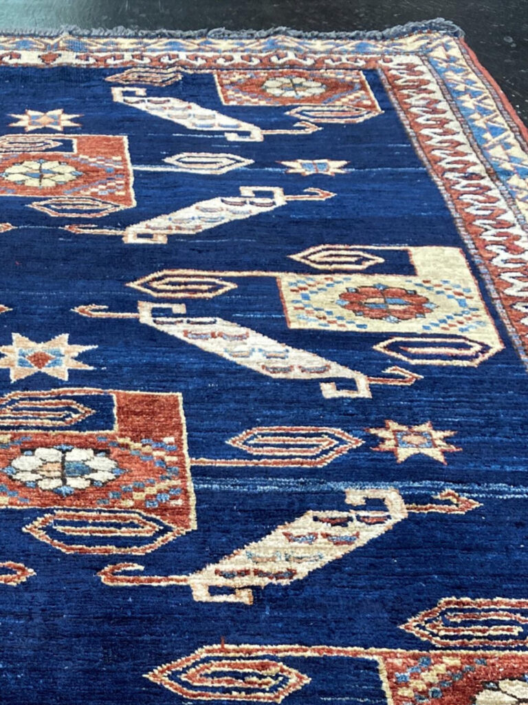 4' 00" x 5' 05" Kazak Design - Pakistan