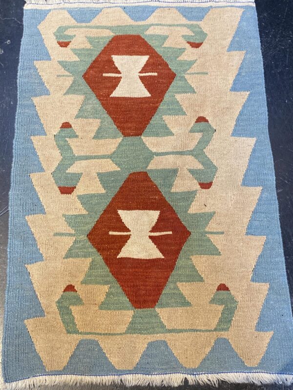 2' 00" x 3' 00" Vintage- Wool