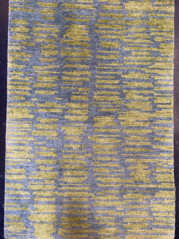 2' 00" x 3' 00" Nepal, Wool- 3977