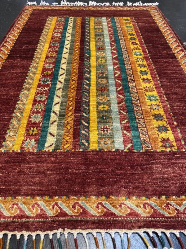 3' 02" x 4' 10" Wool- Pakistan