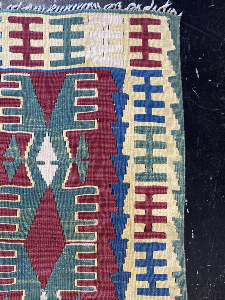 2' 06" x 4' 01" Killim Design - Turkey