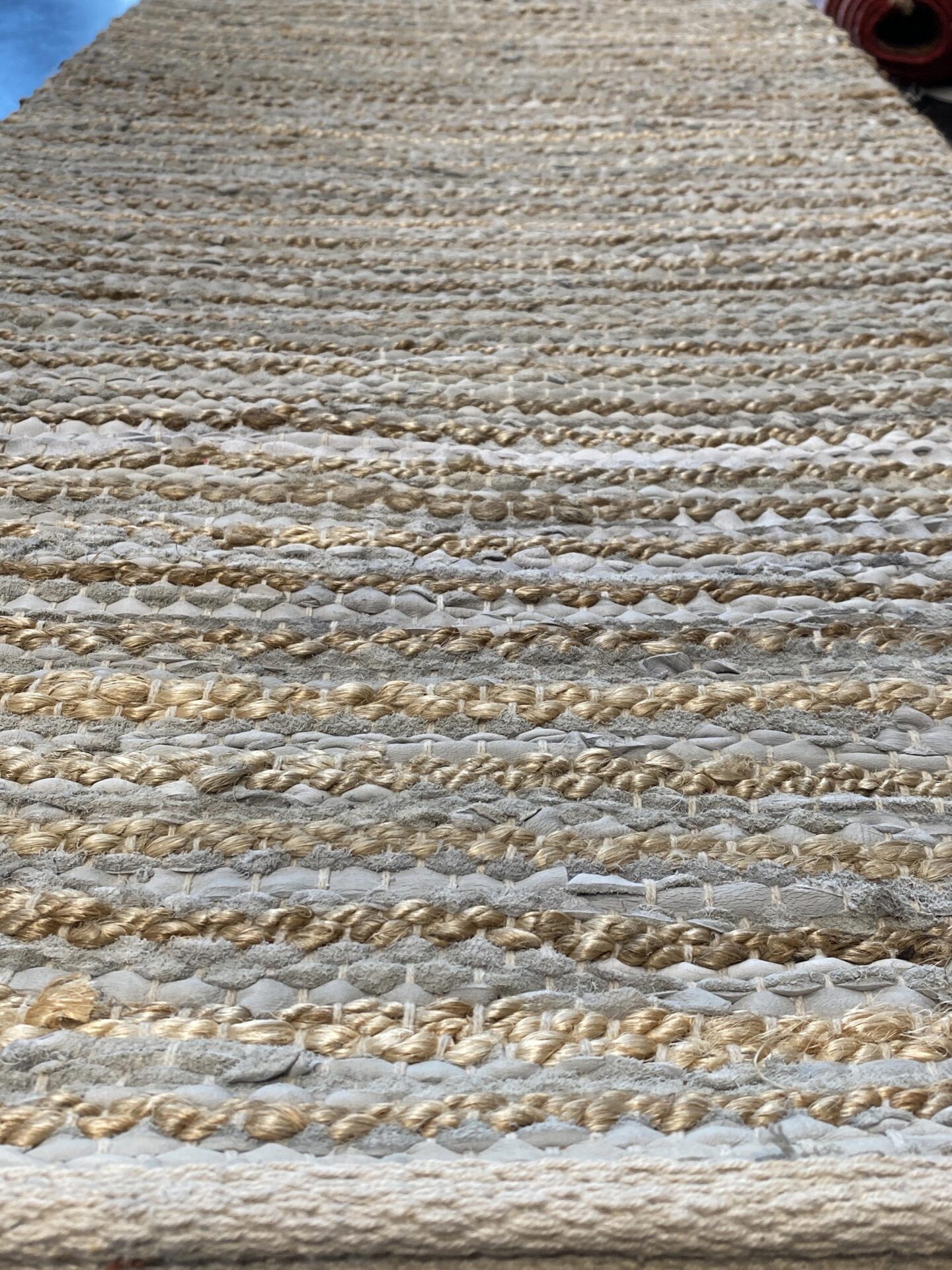 2' 00" x 5' 00" VT19 Design - India