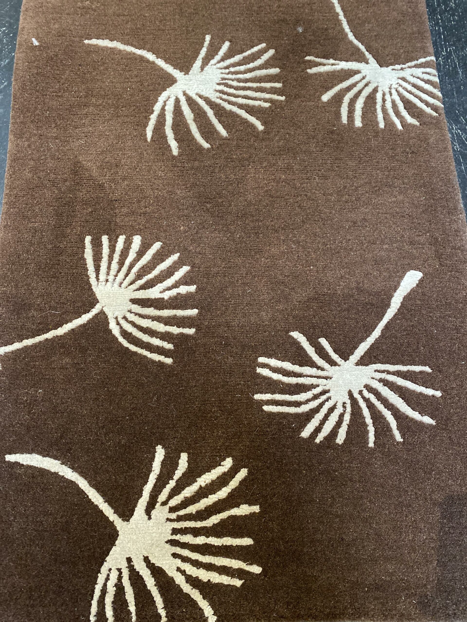 1' 08" x 2' 06" Wool & Silk Rug- 4168