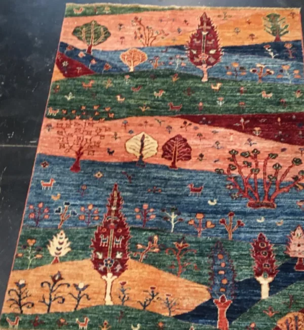3' 03" x 4' 10" Wool Rectangle Rug- 4334 - Image 2