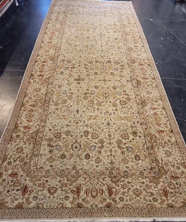 5' 11" x 13' 05" Wool Rectangle Rug- 4362 - Image 2