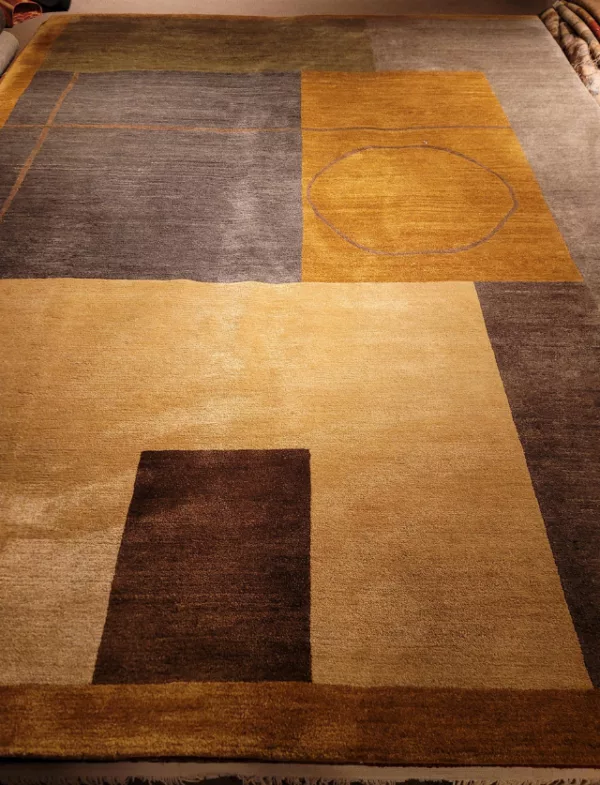 8' 06" x 11' 07" Modern Wool Rectangle Rug - Image 2