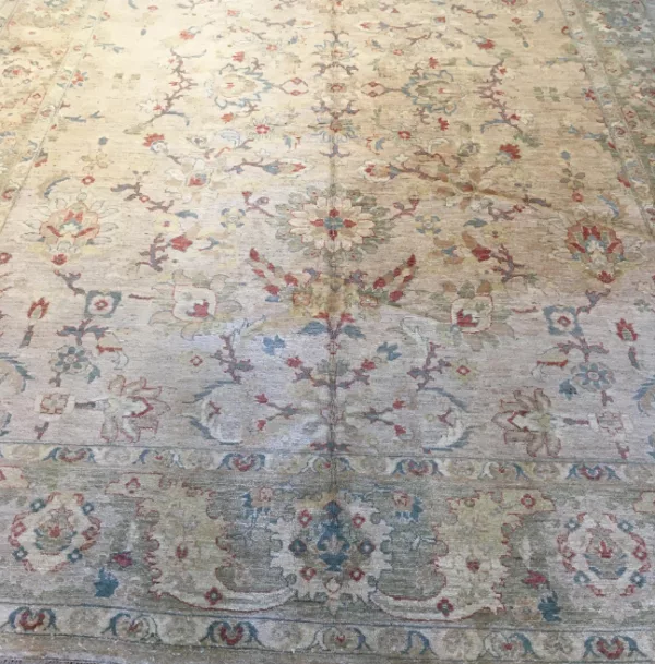 9' 04" x 12' 08" Wool Vintage Rug- 4908 - Image 2