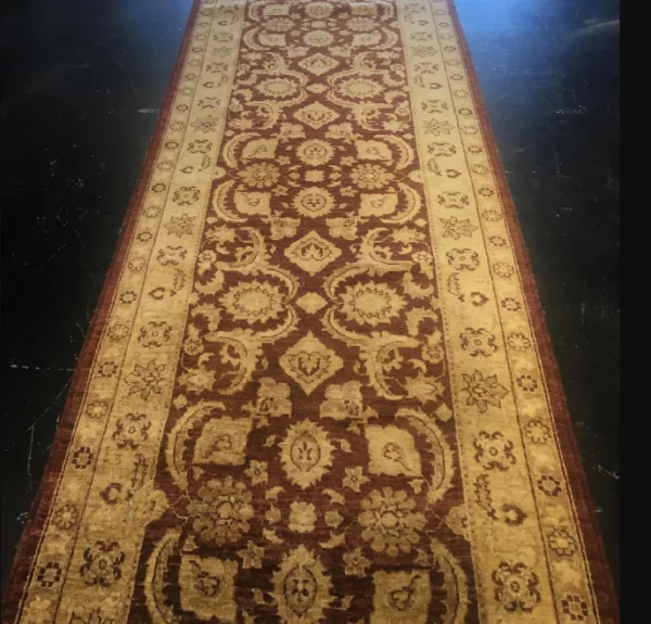 3' 06" x 20' 02" Wool Vintage Rug- 4910 - Image 2