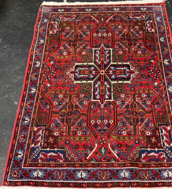 3' 07" x 4' 09" Wool Rug- 4993 - Image 2
