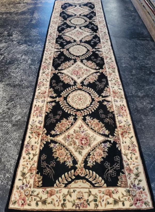2' 07" x 9' 11" Wool Rug- 5314 - Image 2