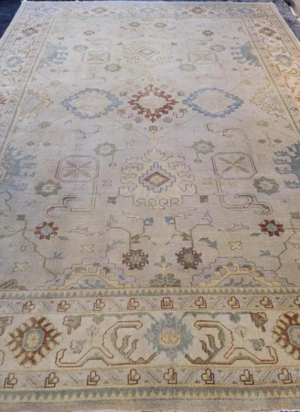 10' 00" x 13' 10" Wool Rug- 5931 - Image 3