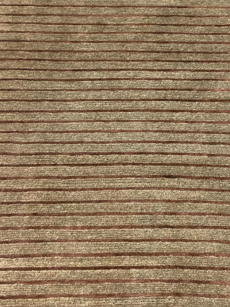 6' 11" x 9' 07" Tibetano 120 Line Nepalese Rug