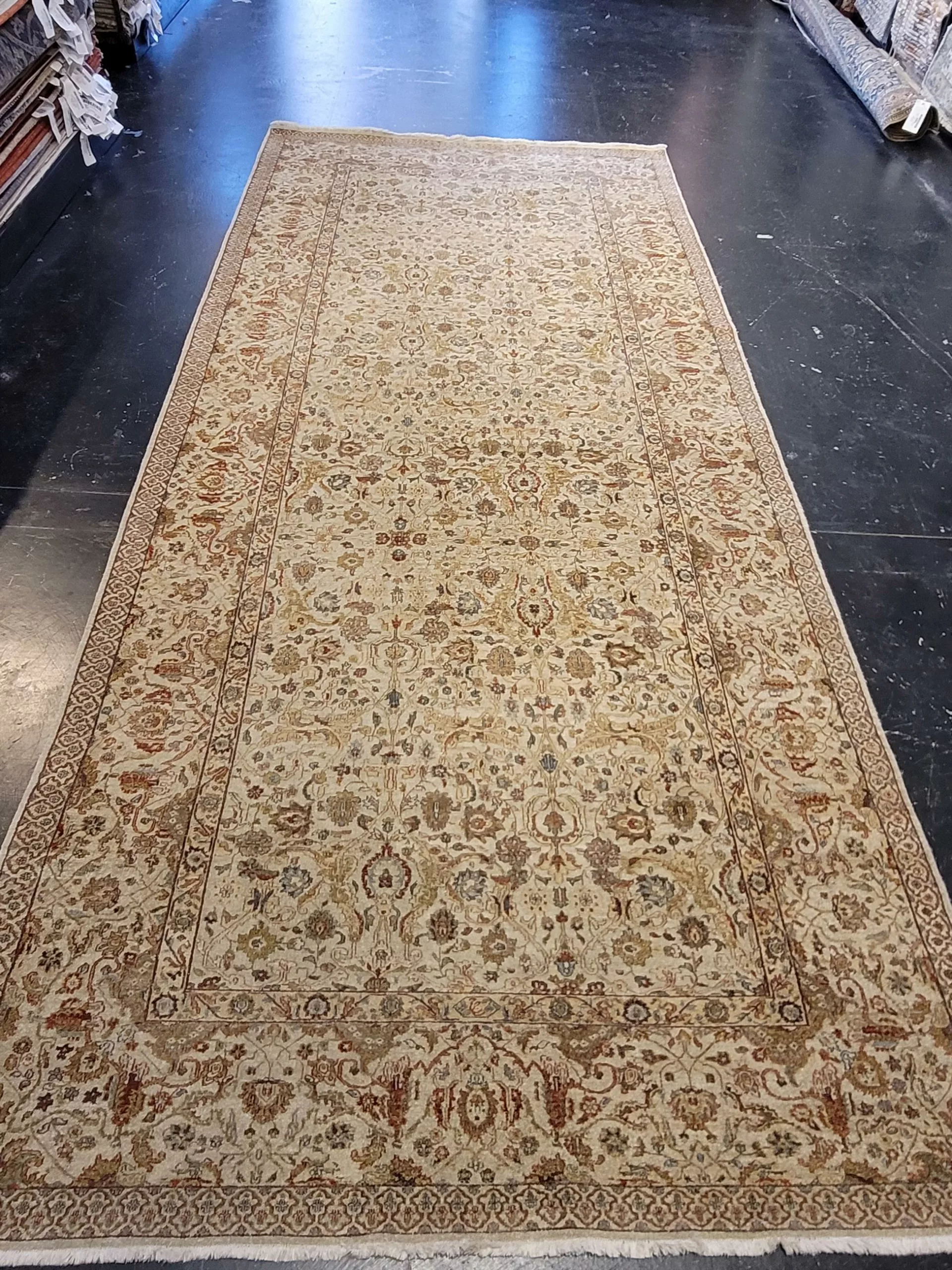 5' 11" x 13' 05" Wool Rectangle Rug- 4362
