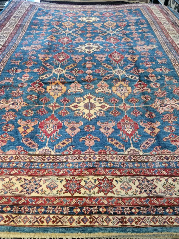 8' 10" x 11' 11" Kazak Design Pakistani Rug
