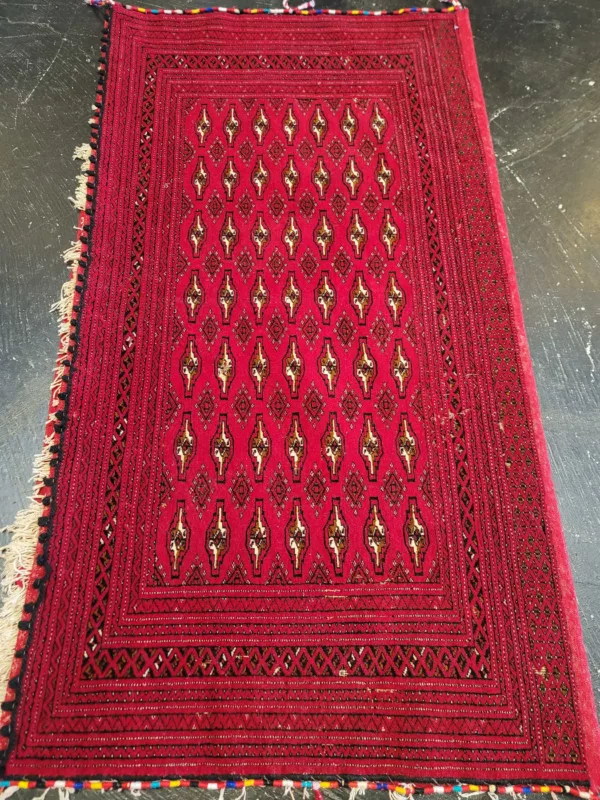 2' 04" x 4' 03" Wool Rug- 4971