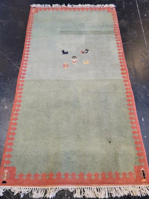 2' 10" x 5' 02" Wool Rug- 4966