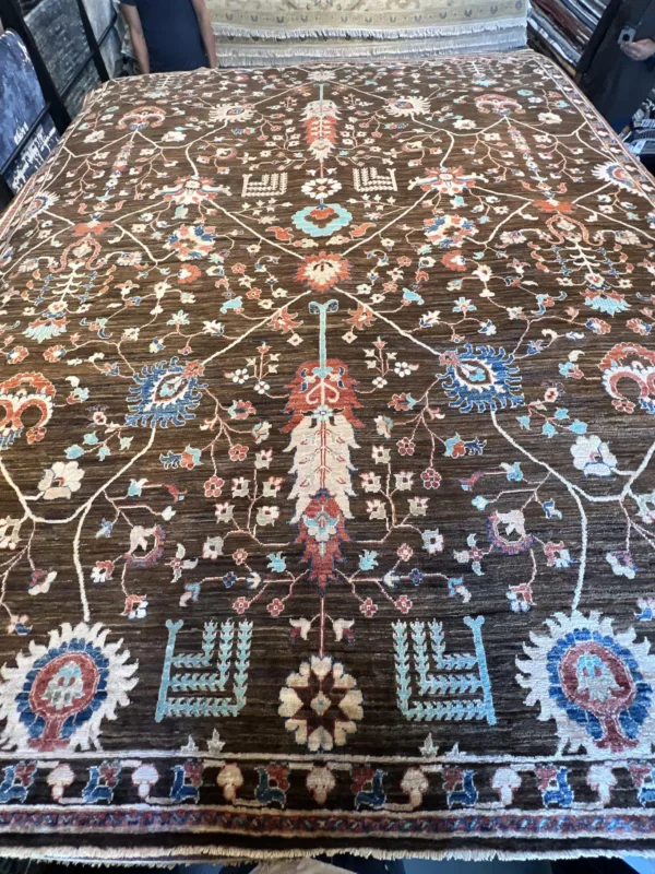 8' 00" x 9' 08" Aryana Design Pakistani Rug
