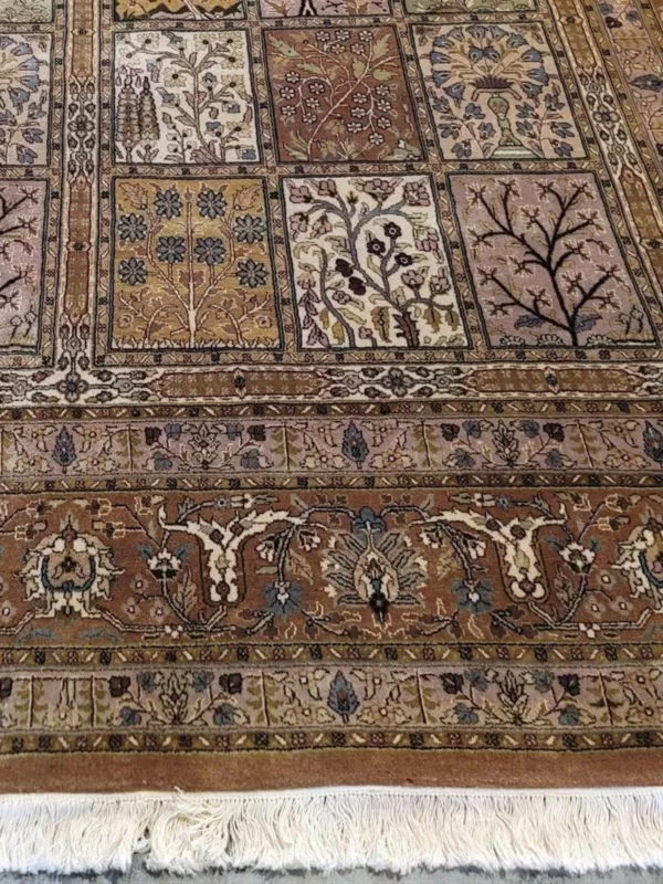 8' 10" x 12' 03" Tabriz Design Indian Rug - Image 2