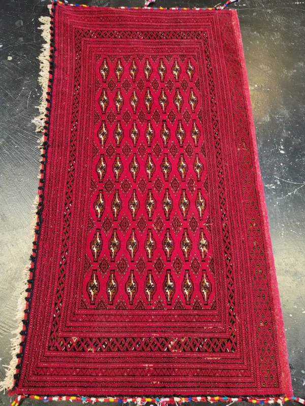 2' 04" x 4' 03" Wool Rug- 4972