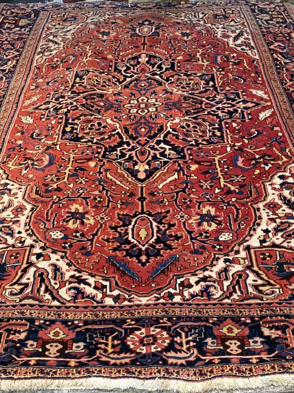 8' 08" x 11' 07" Wool Rectangle Rug- 4352