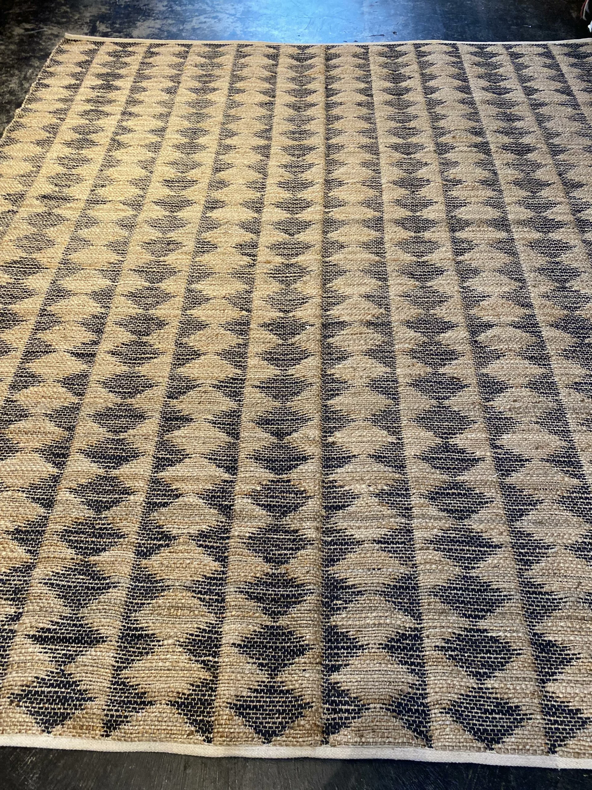 8' 00" x 10' 00" Hemp and Leather Rug- 4313