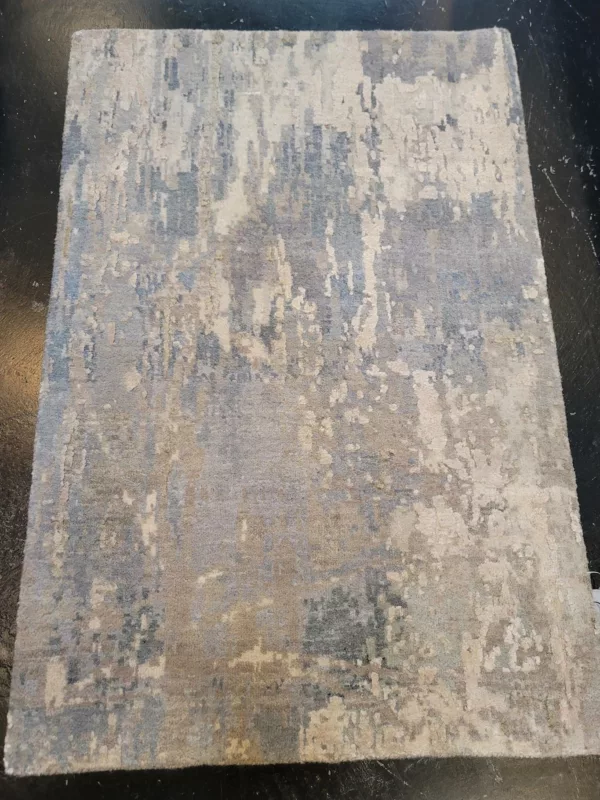 2' 00" x 3' 00"  Wool Canvas Rug