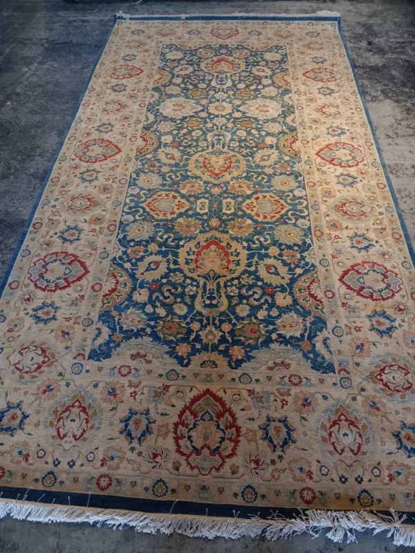 6' 01" x 11' 10" Mogul Hand knotted Rug
