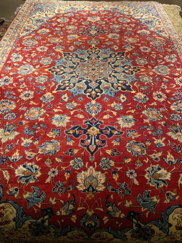7' 00" x 11' 03" Isfahan Hand knotted Rug