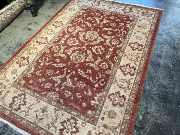 6' 01" x 8' 07" Sultan hand knotted Rug - Image 2