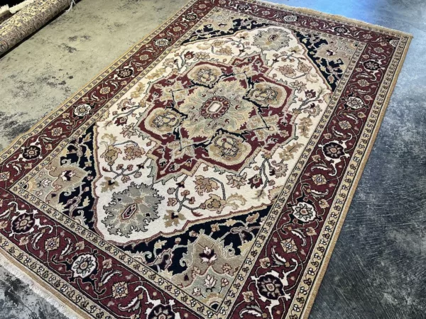 6' 01" x 8' 10" Soumak Hand knotted Rug - Image 2