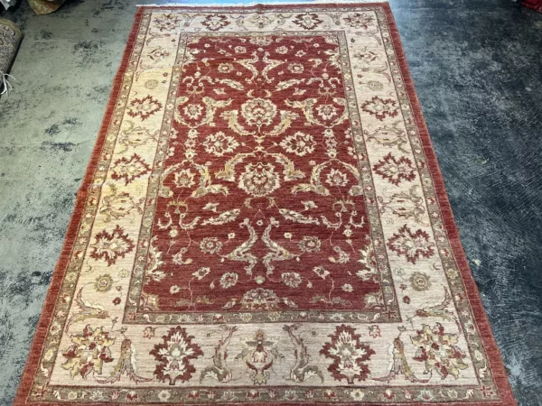 6' 01" x 8' 07" Sultan hand knotted Rug