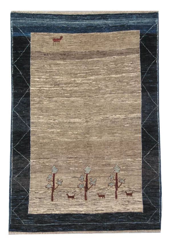 4' 10" x 7' 01" Pakistan M.G Rug
