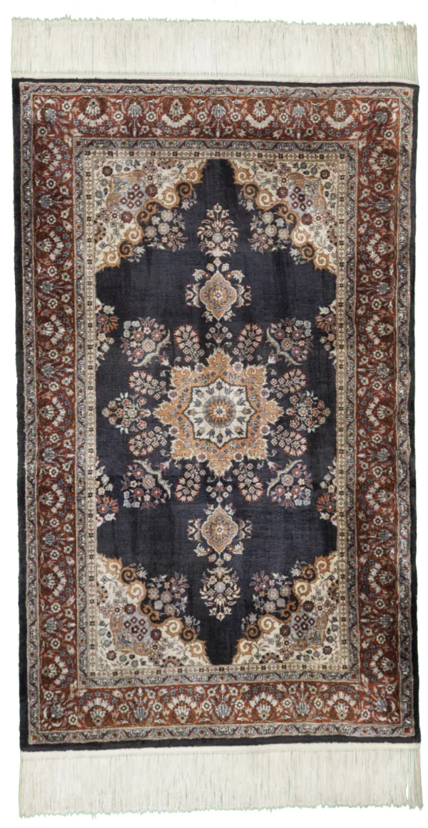 3' 00" x 5' 00" Silk M.G. Rug
