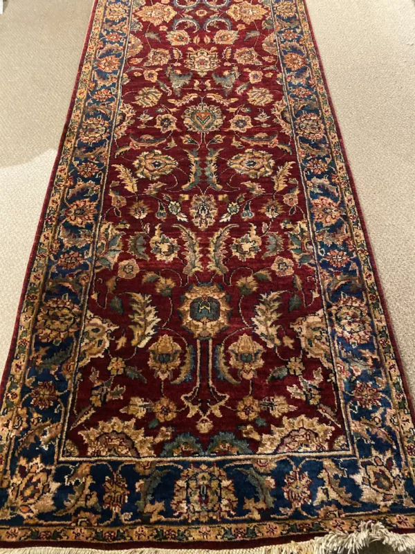 2' 06" x 18' 07" Sultan Rug