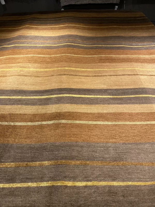 8' 00" x 10' 00" Wool & Silk Havana Rug