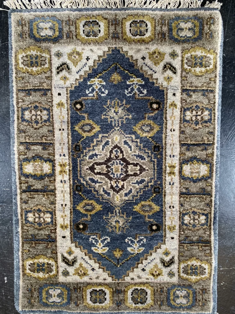2' 00" x 3' 00" Handcrafted Wool Rug from India – Kal Collection, Design AN-049