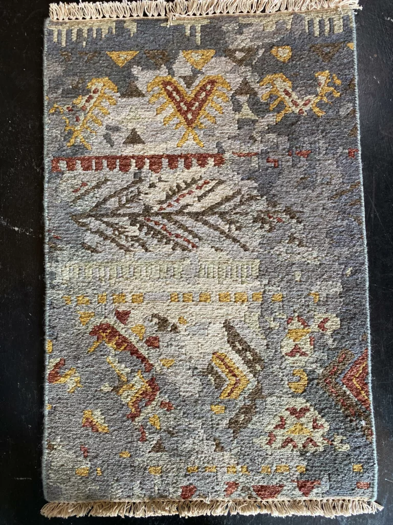 2' 00" x 3' 00" Wool Rug from India – Kal Collection, Design SU-494