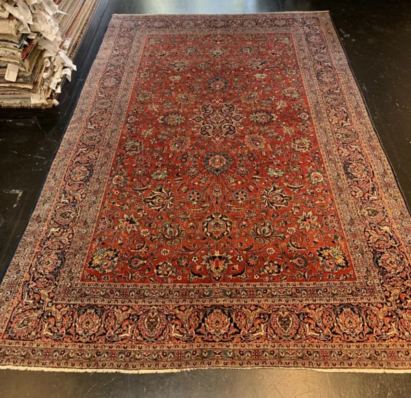 6' 11" x 10' 01" Vintage Persian Kashan Rug