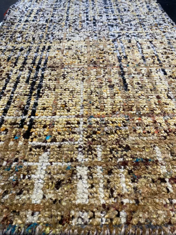 2' 00" x 2' 11" Echo Collection Rug