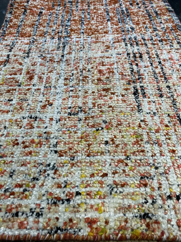 2' 00" x 2' 11" 121 Wool and Viscose Rug