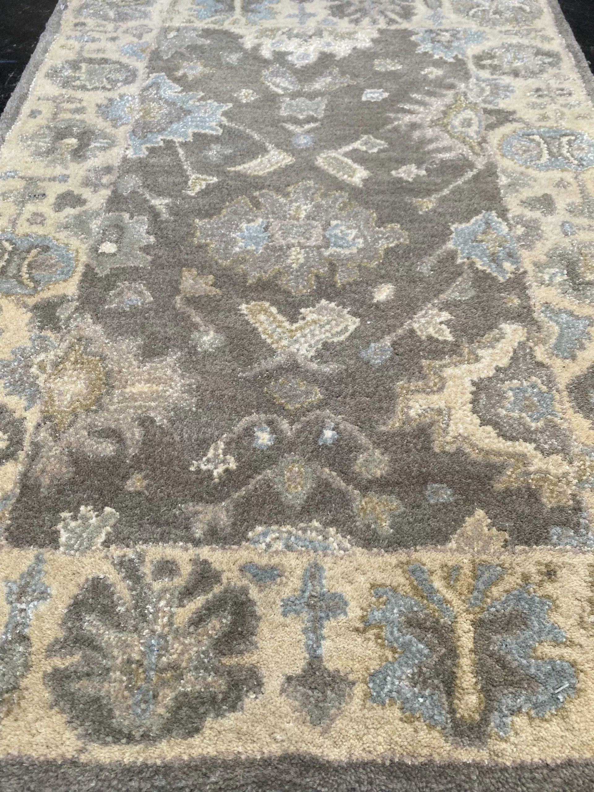2' 00" x 3' 00" Wool And Bamboo Silk Rug