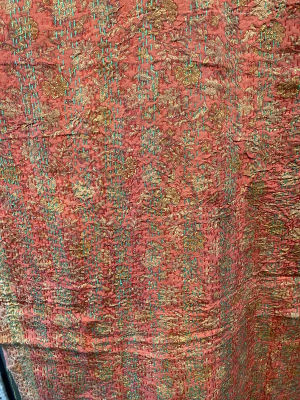 1' 05" x 7' 00" Silk Multi Color Rug