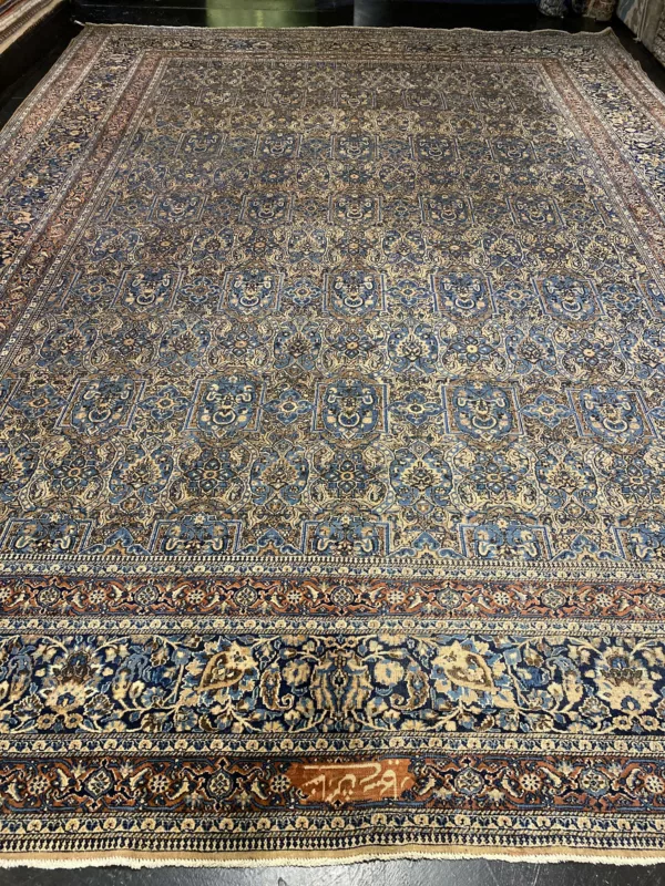 11' 07" x 16' 06" Antique Wool Rug