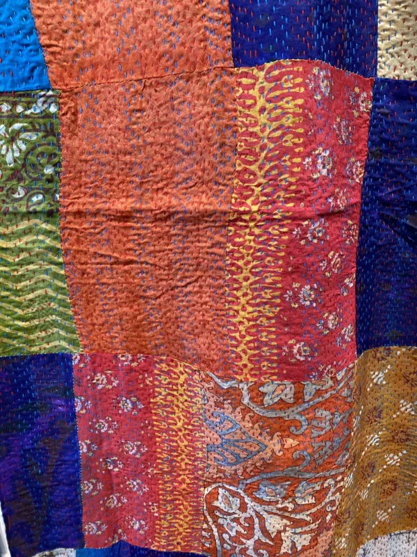 1' 05" x 7' 00" Scarves Silk Rug